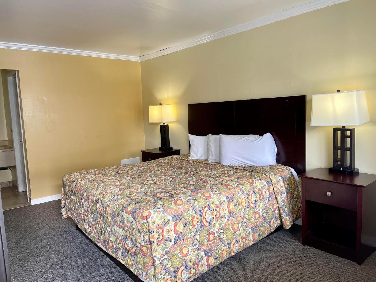 Economy Motel Main image 1