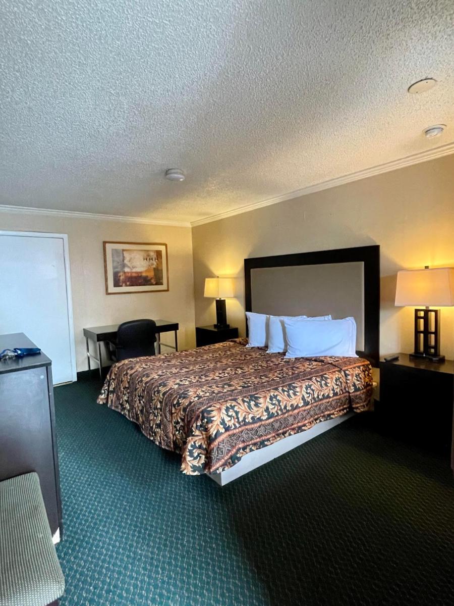 Popular attractions Area Nearby Property
